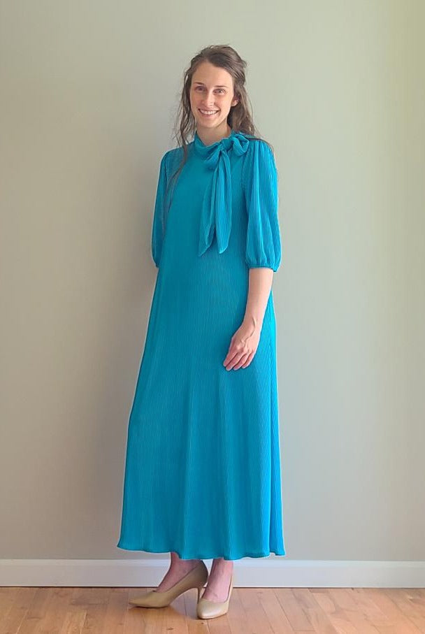 The Callie Dress- Turquoise