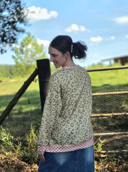 The Leopard Print Pullover- Pink